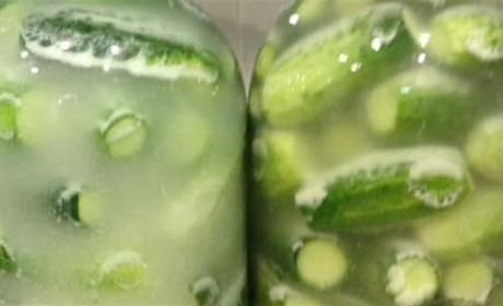 Готуємо сьогодні: ідеальні хрумкі огірки - секрет бабусиного рецепту