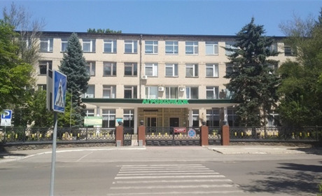 Агроколедж у Новій Каховці переводять на російські програми