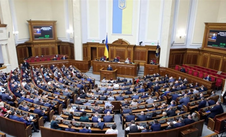 Спочатку треба перемогти росію, а потім думати про зміну влади