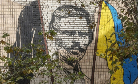 У Запоріжжі створили патріотичний мурал із зображенням Нестора Махна