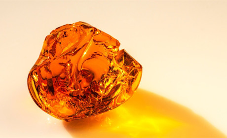 У жителя Сарненського району знайшли унікальний камінь бурштину за 10 тисяч доларів: його судитимуть