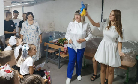 У Переяславській гімназії зібрали майже 8 тисяч гривень на антени "ПАВУК" для 72 ОМБр