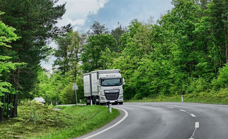 На дорогах Луганщини ввели обмеження руху: для кого і де у Сватівському районі майданчики відстою