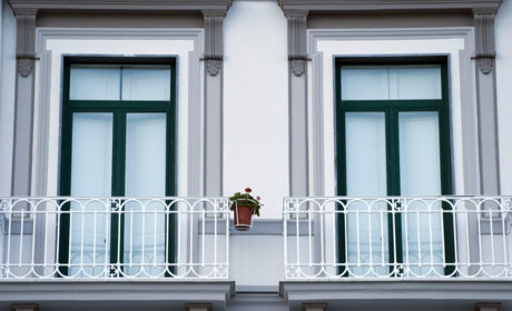 Французький балкон: стильне рішення для вашого дому