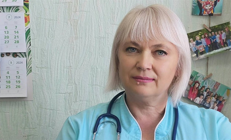 Як поводитися з дітьми біля водойми чи басейну та як надати першу допомогу: поради Тетяни Бродченко