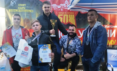 Новоградська збірна виграла на Першості України з багатоповторного жиму