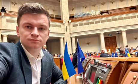 Нардеп від Звягеля Дмитро Костюк задекларував доходи за 2024 рік: доходи, майно, авто