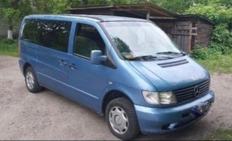 Вараська громада купила два автомобілі для ЗСУ