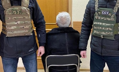 У Херсоні затримали псевдозалізничника, який ремонтував ворожу техніку