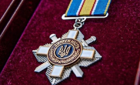 Захисник із Шосткинської громади отримав нагороду (посмертно)