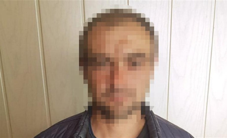 Шепетівські поліцейські «по гарячих слідах» розкрили грабіж у Клепачах, що на Славутчині