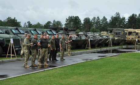 На Рівненщині відзначили п’яту річницю заснування 104 бригади. Фото