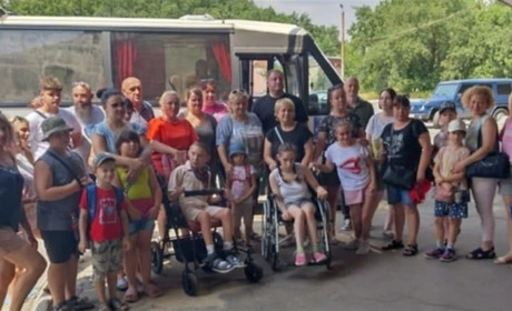 Діти їдуть на оздоровлення: “Ліга соціально відповідальних жінок” допомагає дітям Херсонщини