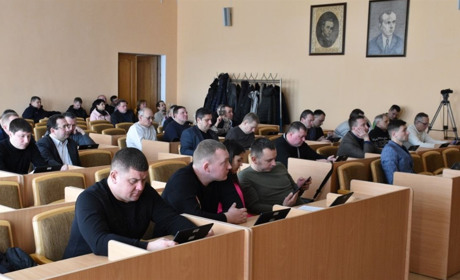 Зміни до бюджету: додали кошти медичним установам та на підтримку армії