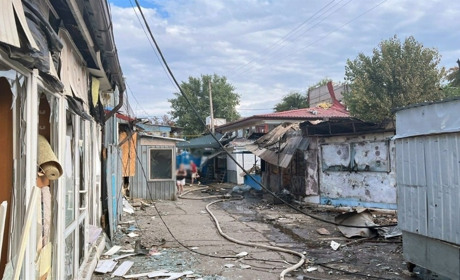 На Херсонщині армія рф завдала ударів по житлових кварталах, критичній та соціальній інфраструктурі