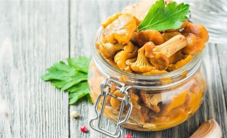 Рецепт дня: мариновані лисички