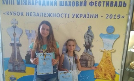 Новокаховські шахістки відзначилися на Кубку Незалежності