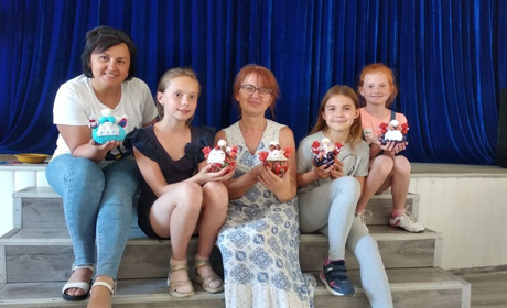 Майстер-клас з виготовлення ляльок-оберегів відбувся у Лужанах