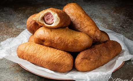 Як приготувати звягельські сосиски в тісті: домашній рецепт від тіктокерки ulyana.lifestyle