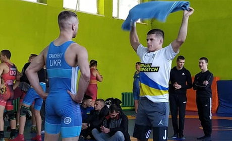 Ігор Бичков і Артем Заморський здобули золото на чемпіонаті області з греко-римської серед чоловіків