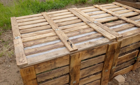 Життя без відходів: команда «Ecoband» встановила у себе на подвір’ї додаткові компостери