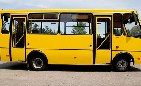 Плануються додаткові автобусні рейси у Знам’янці у поминальні дні до міських кладовищ