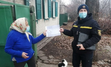 Рятівники нагадують попаснянам про правила пожежної безпеки при використанні електроприладів