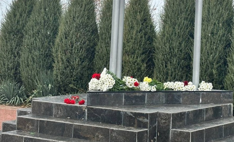 У Південному відбувся мітинг до Дня Збройних Сил України та Дня ракетних військ і артилерії (ФОТО)