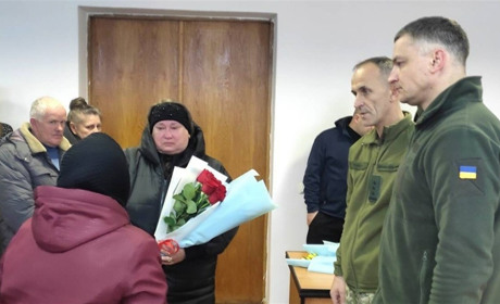 У Сарнах посмертно нагородили дев’ятьох захисників