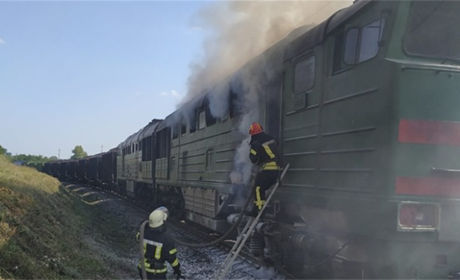 Поблизу Кривошиївки Сватівського району горів локомотив