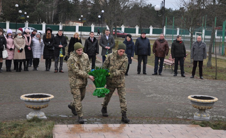 Сильні, коли єдині: в Сарнах відзначили День Соборності