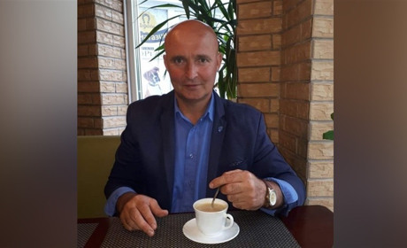 Повідомили про підозру освітянину з Херсона, який очолив захоплену школу при окупантах