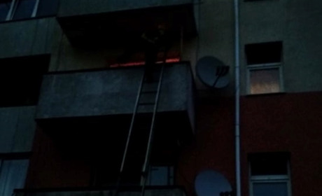 Трирічна дитина не змогла відкрити двері квартири: як допомагали рятувальники