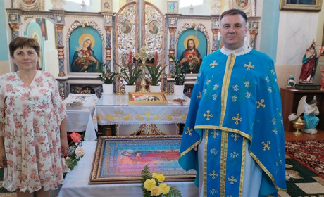 Богородична плащаниця – плід християнської любові кривенчанки Ганни Стецької