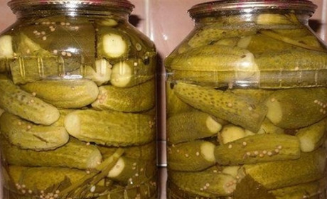 Як приготувати мариновані огірки з гірчицею?