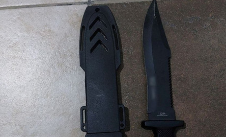 В Измаиле задержали мужчину с ножом, грозившего прохожим расправой