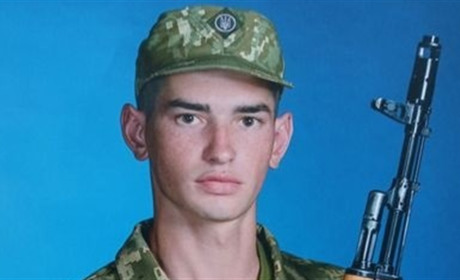 Захищаючи Україну, на війні загинув наш земляк, 20-річний Олександр Конончук