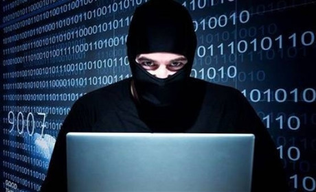 Шахраї зламують акаунти громадян в соцмережах та розсилають прохання про допомогу