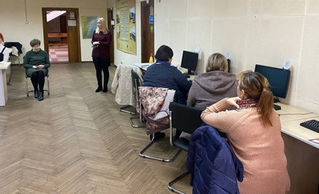 Жителів Антонівської тергромади вчитимуть користуватися онлайн-послугами