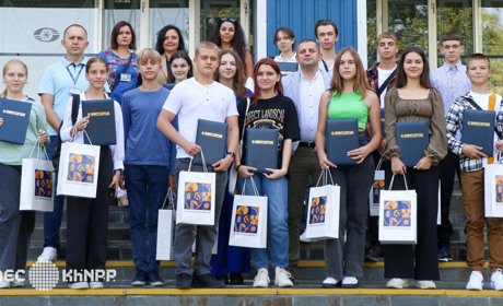 На ХАЕС відбулась екскурсія для учнів призерів обласної інтернет-олімпіади з математики