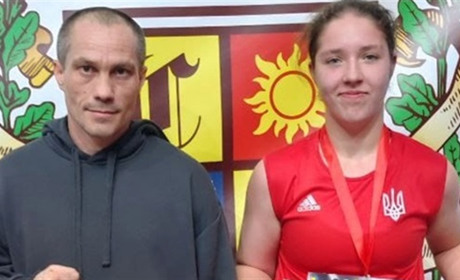 Василина Оласюк зі Старокостянтинова - найсильніша боксерка серед юніорів!