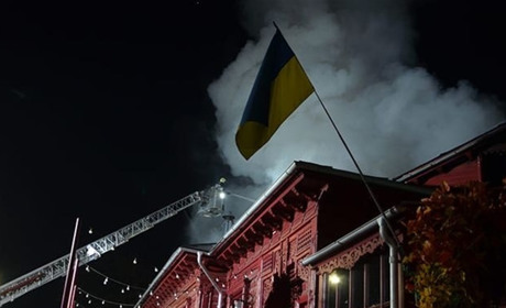 В Чернігові вночі палав ресторан: які наслідки