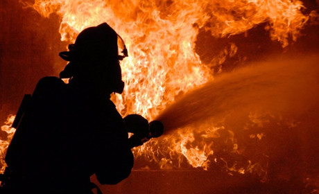 Вогнеборці ліквідували загоряння господарчої споруди у Білопіллі