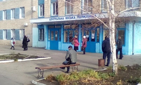 У Дніпрі переселенців з Луганщини приймає поліклініка Лисичанської громади. Графік роботи