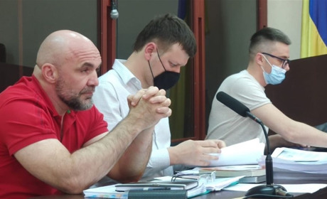 Мангера затримали, за його крісло вже торгуються