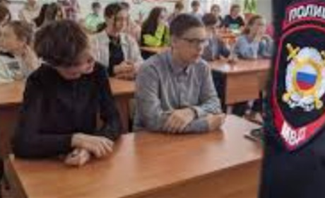 Під виглядом психологів окупаційна поліція допитує дітей у школах ТОТ Херсонщини