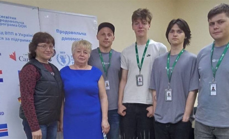 Великобурлуцька громада: майже 6100 продуктових наборів отримали впо