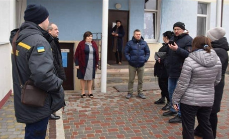 Батьки переяславських школярів змусили міську владу зайнятися облаштуванням укриттів для дітей