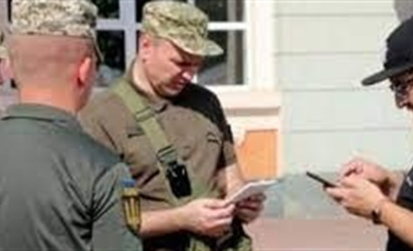 Працівники Територіального центру комплектування не мають права перевіряти документи - Мін'юст