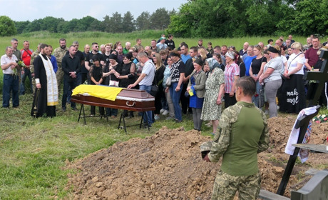 «Загинув, витягуючи поранених»: побратими розповіли про героїчний вчинок глухівчанина Юрія Приймачка